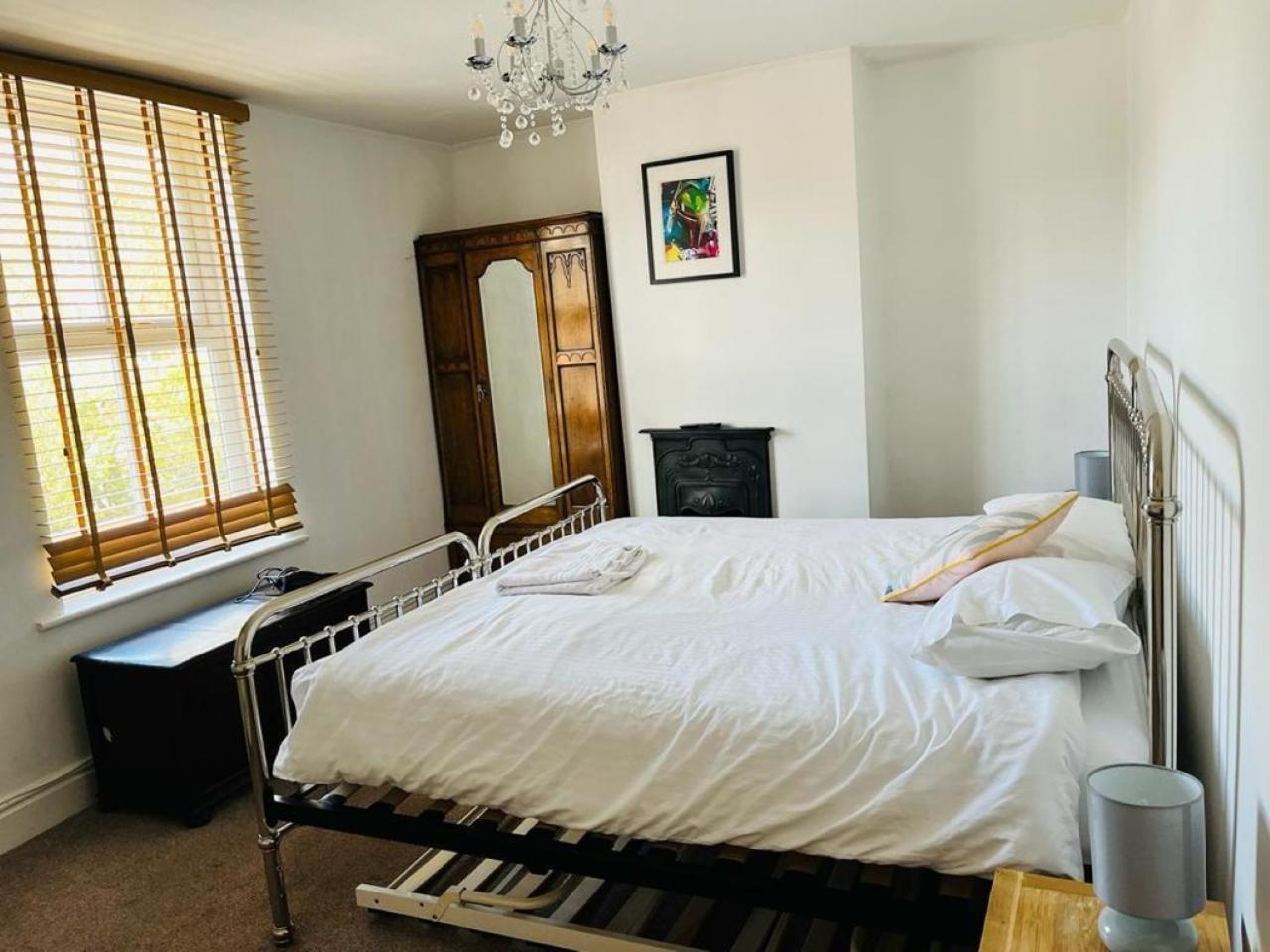 Bodhi Tree Cottage - Grove Road Cottages Stratford-upon-Avon Extérieur photo